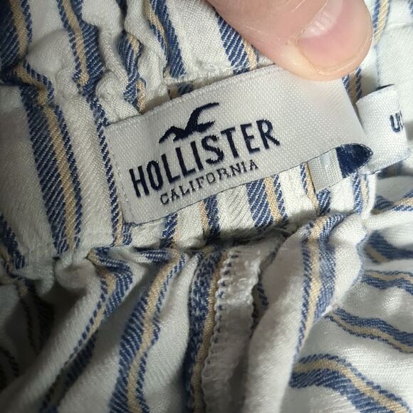 Hollister Pull On Elastic Waist Striped Shorts Women's Size Small - Picture 9 of 10